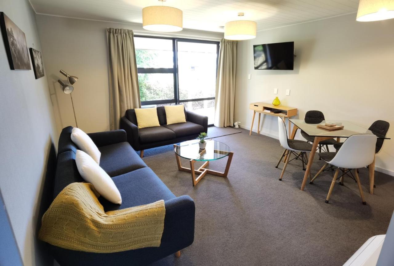 Milford Road Apartments Te Anau Ngoại thất bức ảnh